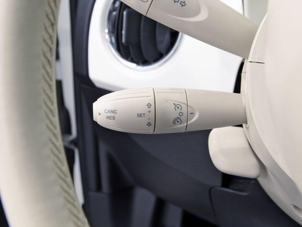 Fiat 500 Dolcevita 1.0 Hybrid 51KW (70 CV) Segunda mano