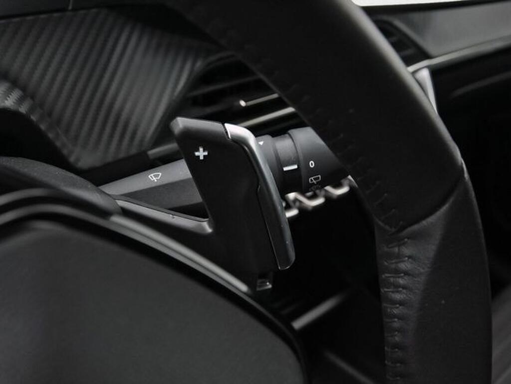 Peugeot 208 Active HYBRID 100 eDCS6 Segunda mano
