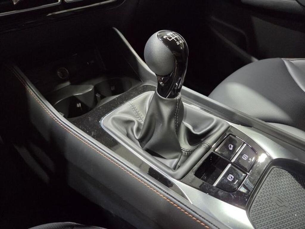 MG HS 1.5T MANUAL LUXURY Km0