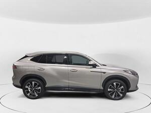 MG HS 1.5T MANUAL LUXURY 3