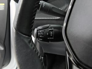 Peugeot 208 BlueHDi 73kW (100CV) Allure Pack 17