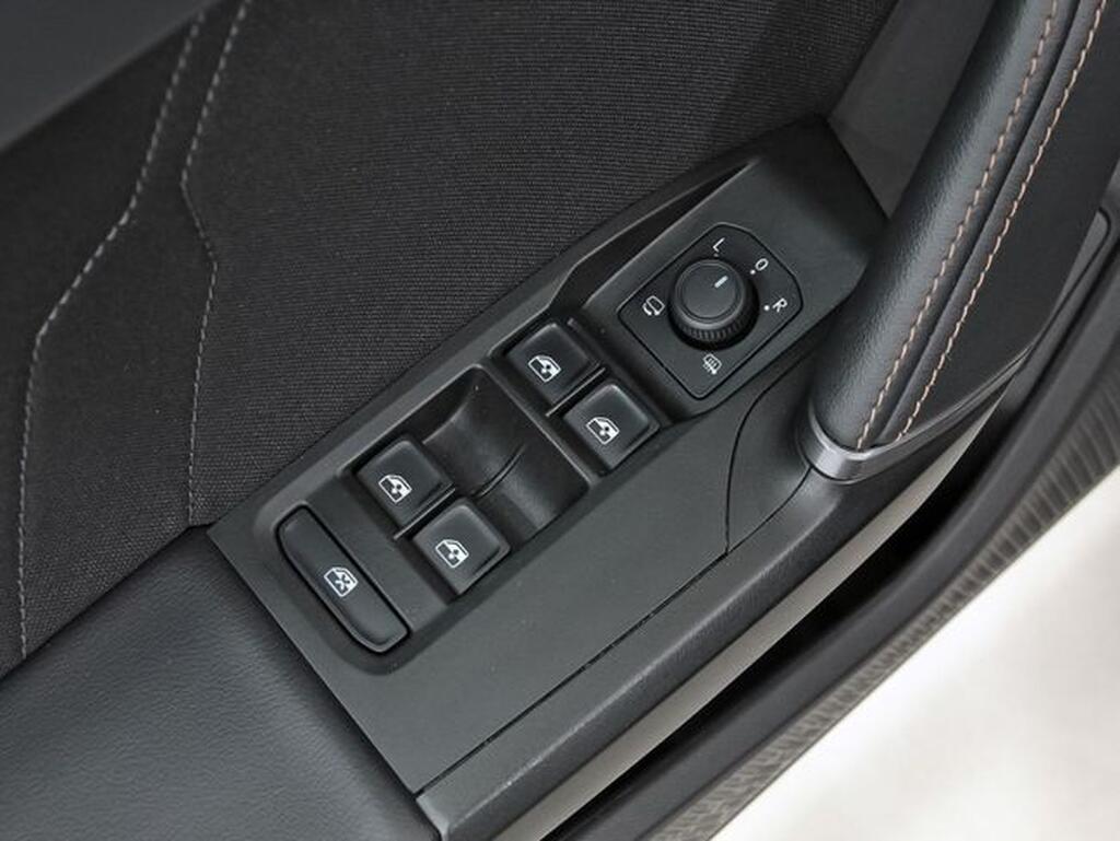 CUPRA León 1.5 TSI e-Hybrid 150W (204CV) DSG Segunda mano
