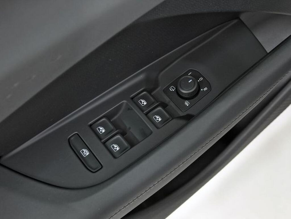 CUPRA Terramar 1.5 TSI e-Hybrid 150kW (204 CV) DSG Segunda mano