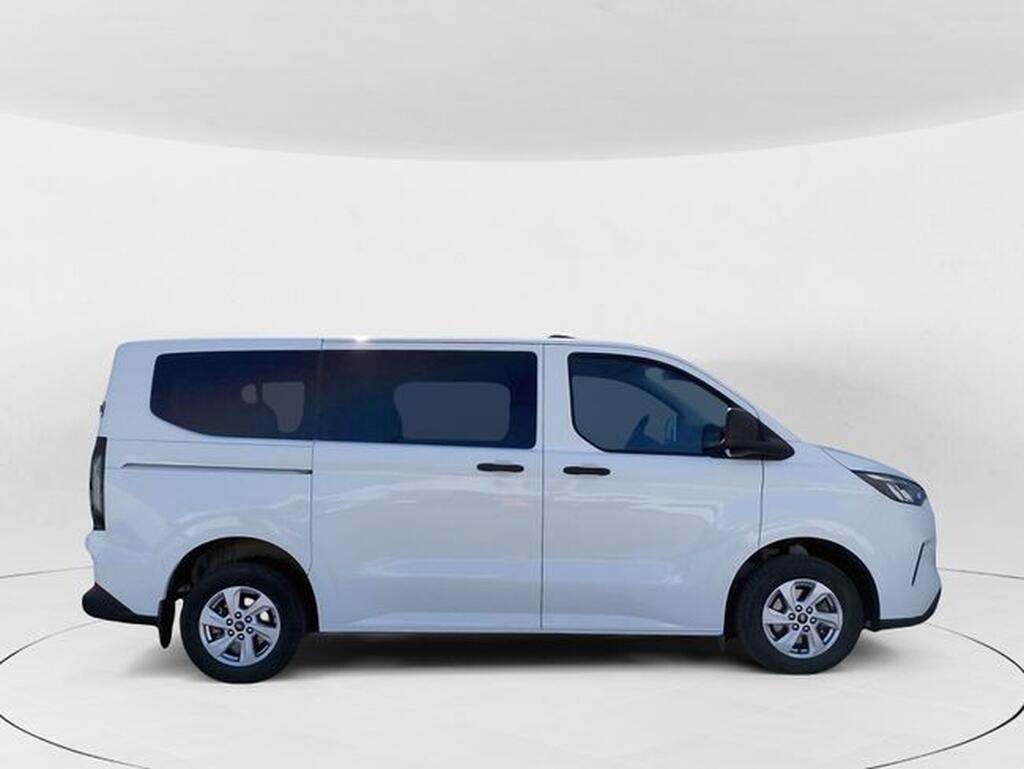 Ford Transit Custom 2.0 ECOBLUE 150CV 320 TREND KOMBI LWB 4P 9 PLAZAS Segunda mano