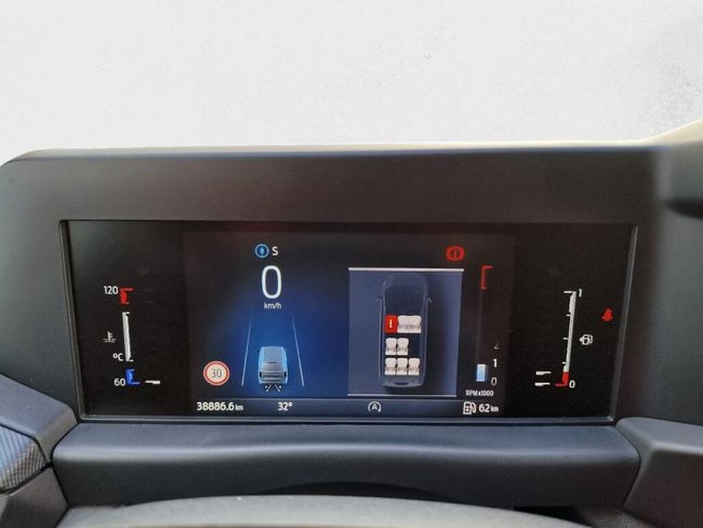 Ford Transit Custom 2.0 ECOBLUE 150CV 320 TREND KOMBI LWB 4P 9 PLAZAS Segunda mano