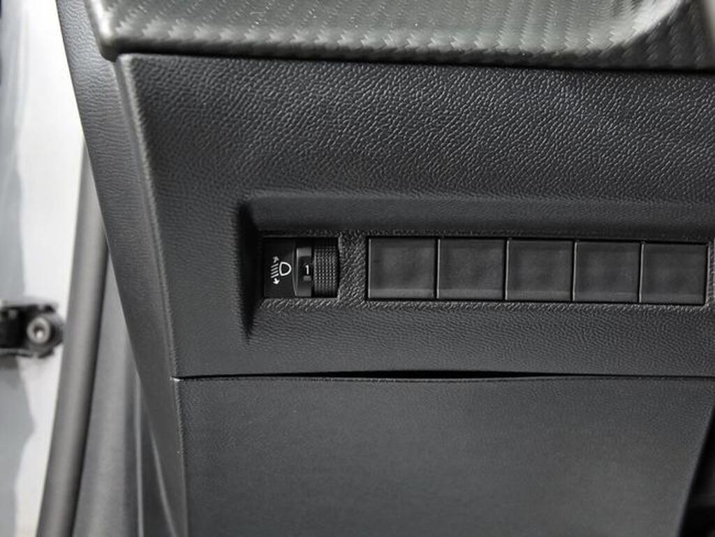 Peugeot 208 Allure Gasolina 100 S&S 6 Vel. MAN Segunda mano