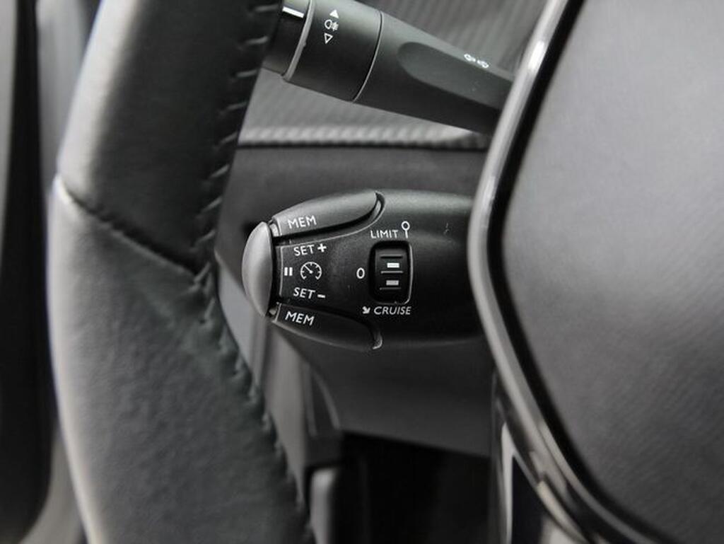 Peugeot 208 Allure Gasolina 100 S&S 6 Vel. MAN Segunda mano