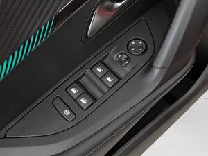 Peugeot 2008 Allure Pack Puretech 130 S&S 6 Vel. MAN 13