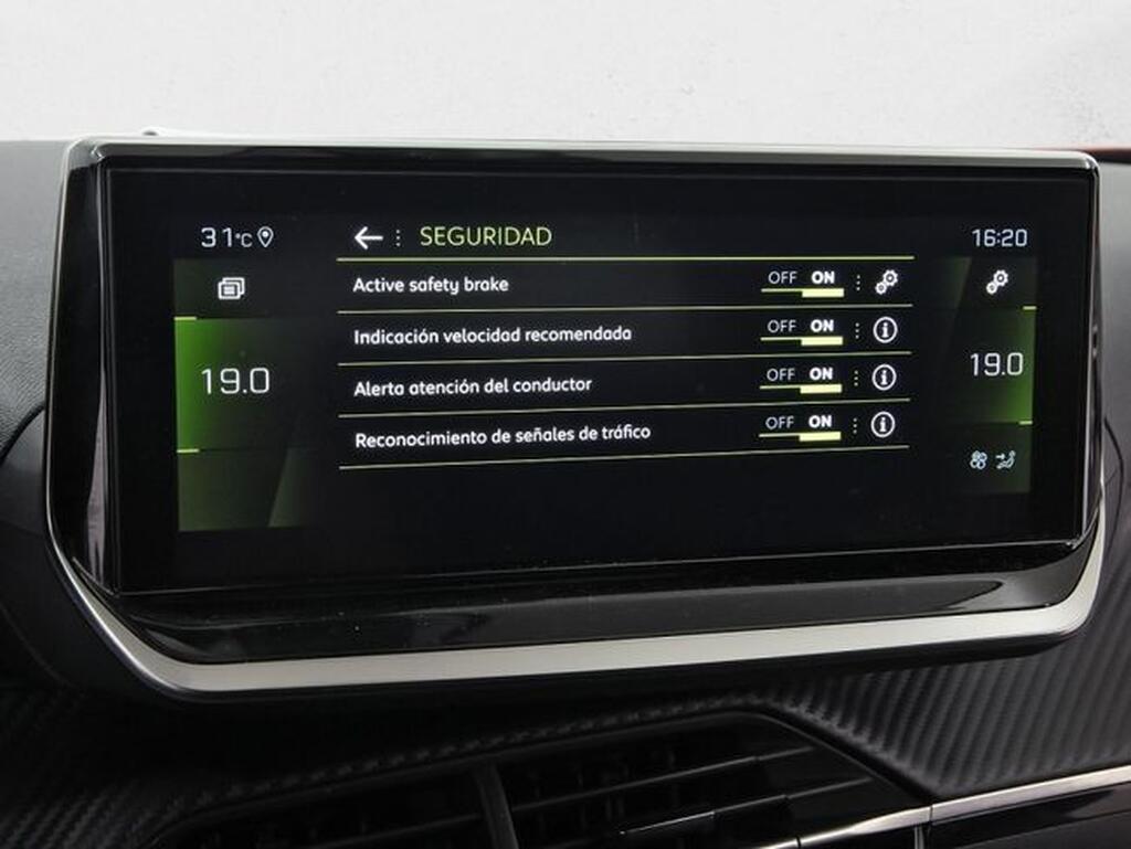 Peugeot 2008 Allure Pack Puretech 130 S&S 6 Vel. MAN Segunda mano