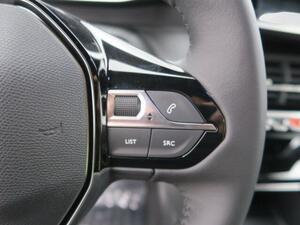 Peugeot 2008 Allure Pack Puretech 100 S&S 6 Vel. MAN 13