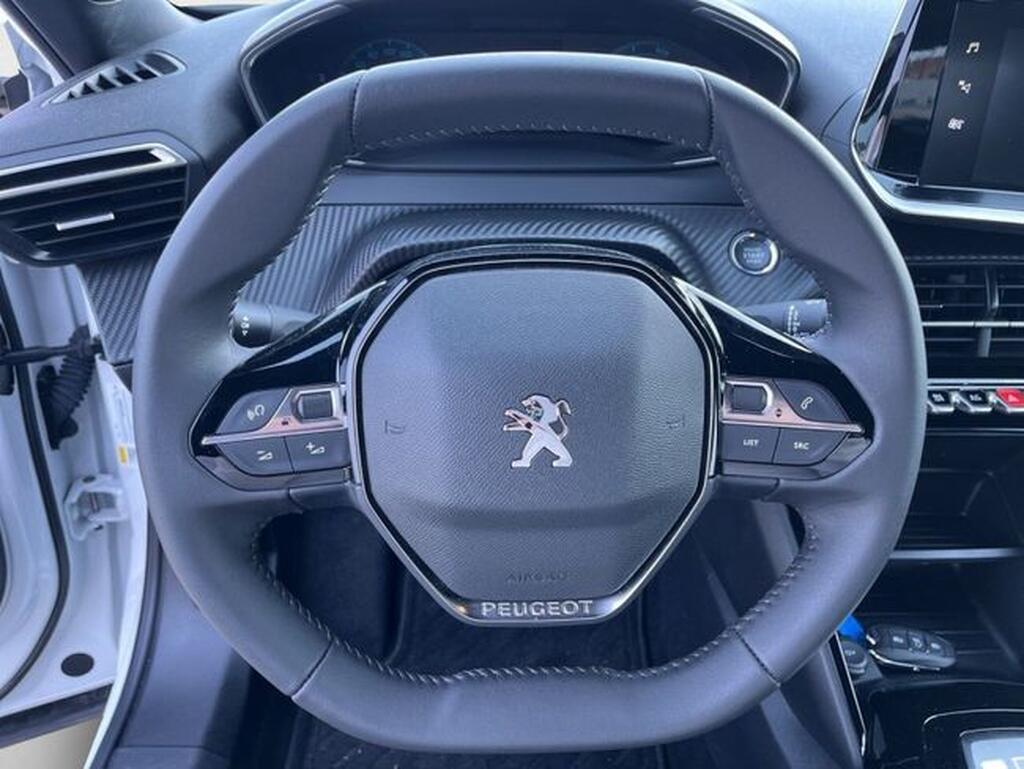 Peugeot 2008 Eléctrico Active Pack 136 (100kW) Segunda mano