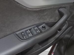 Audi Q8 45 TDI 170kW Black L quattro tiptronic 11