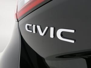 Honda Civic 2.0 i-MMD Advance CVT 25