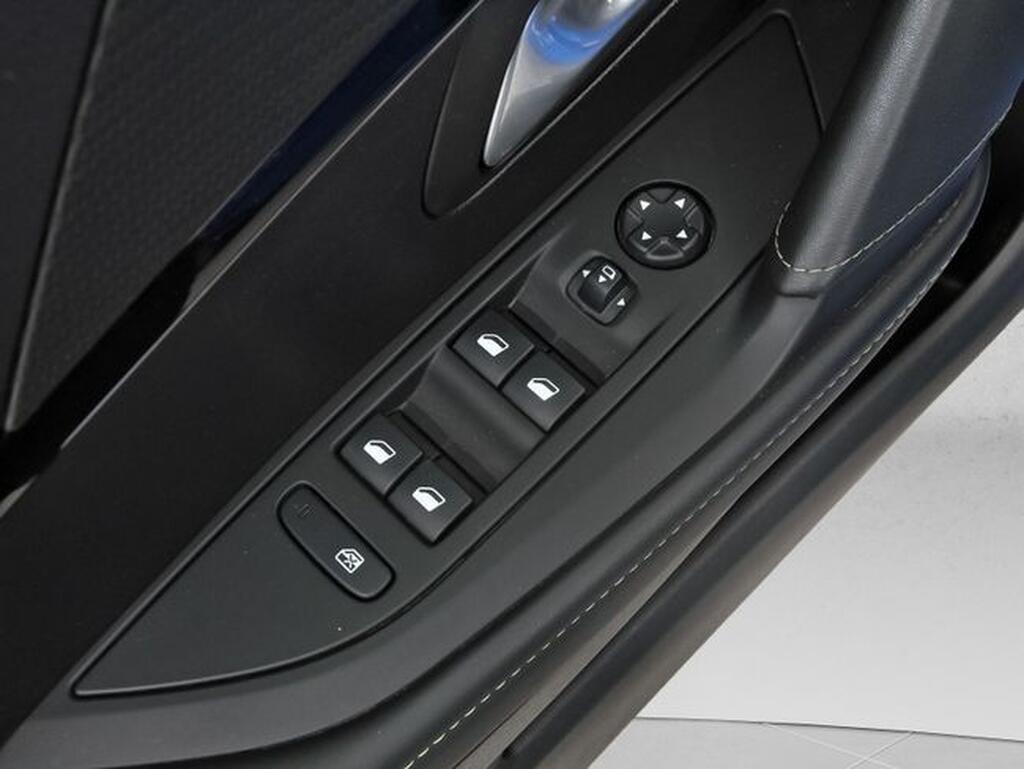 Peugeot 208 PureTech 73kW (100CV) EAT8 GT Line Segunda mano