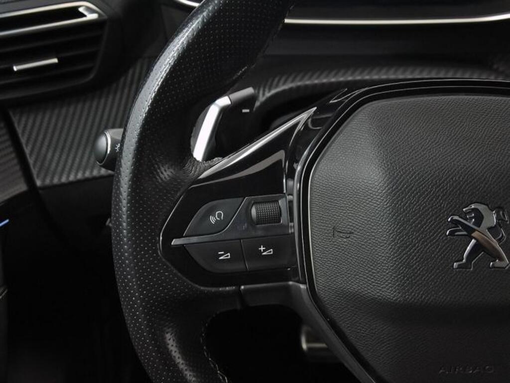 Peugeot 208 PureTech 73kW (100CV) EAT8 GT Line Segunda mano