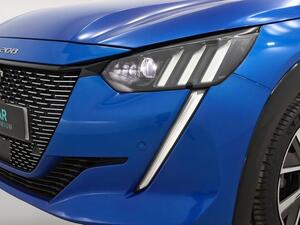Peugeot 208 1.2L PURETECH 100 AUTO GT LINE 5P 33