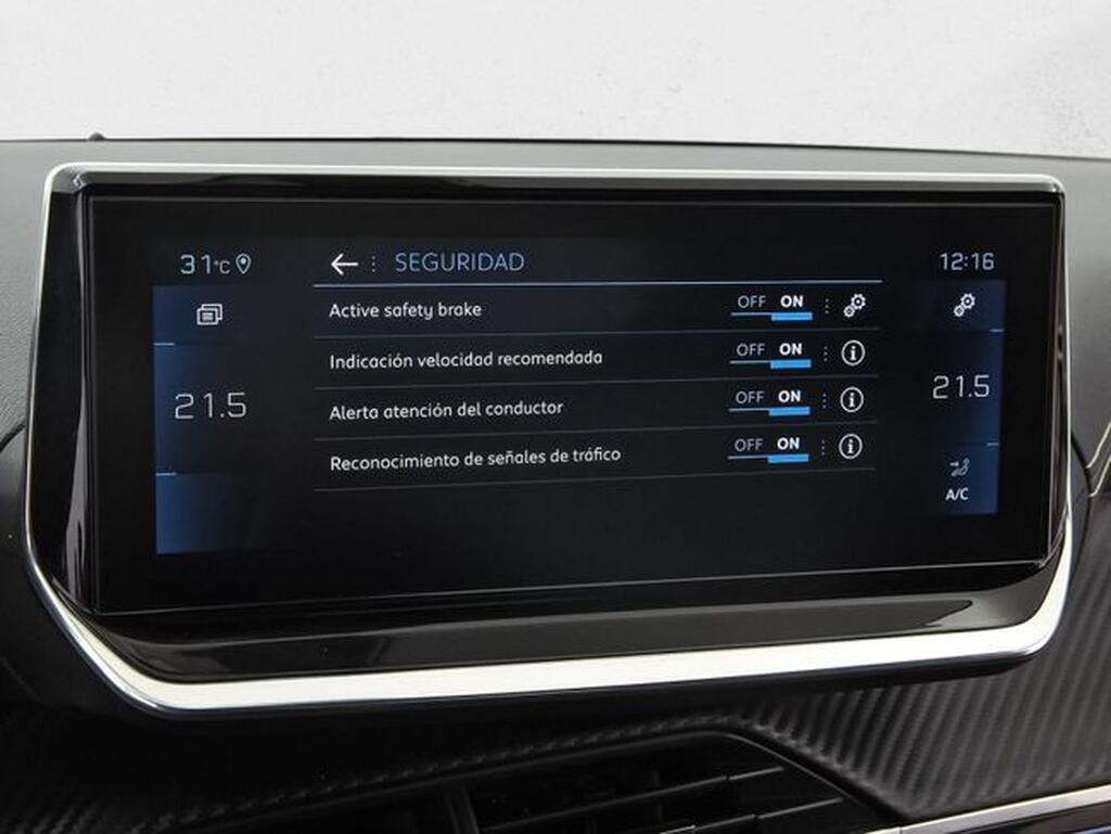Peugeot 208 PureTech 73kW (100CV) EAT8 GT Line Segunda mano