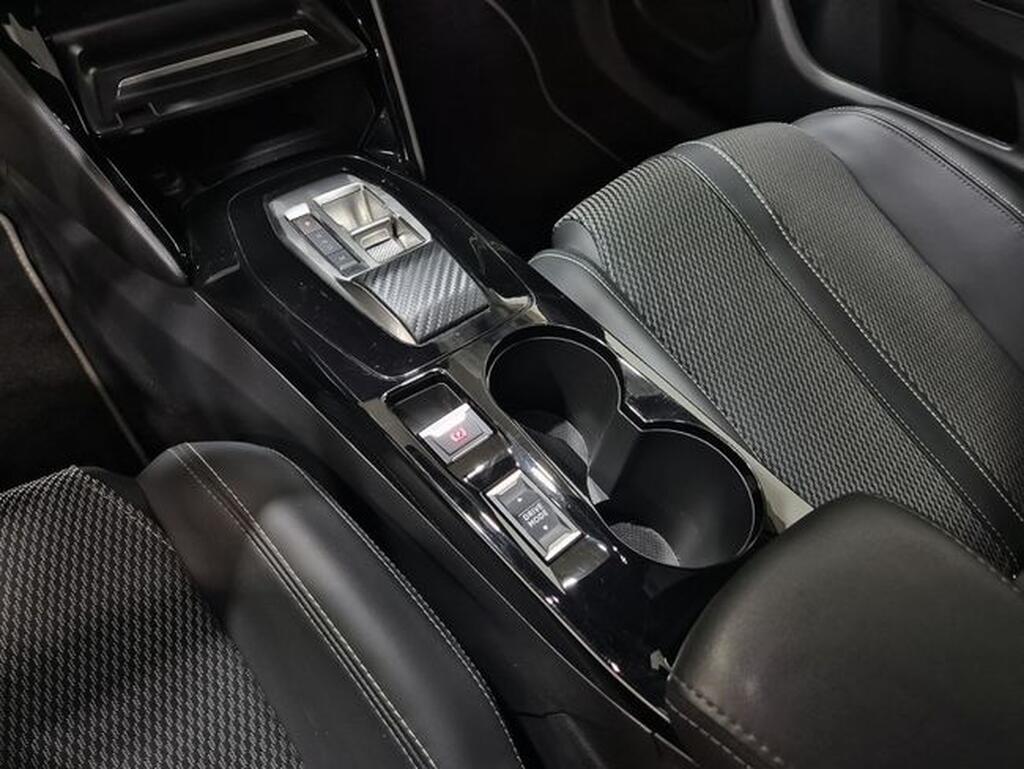 Peugeot 2008 GT BlueHDI 130 S&S EAT8 Segunda mano