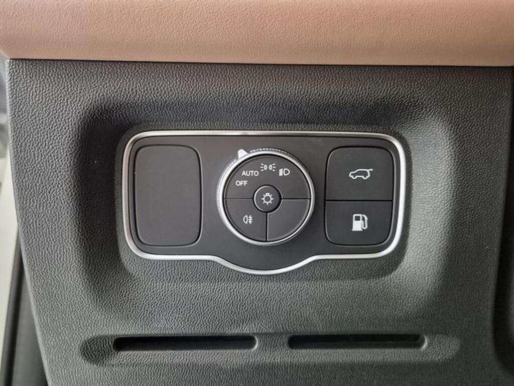 Ebro S900 PHEV 1.5 TGDI 3DHT 4X4 Luxury Segunda mano