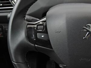Peugeot 308 SWActive Pack BlueHDi 130 S&S MAN 19