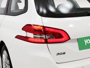 Peugeot 308 SWActive Pack BlueHDi 130 S&S MAN 33