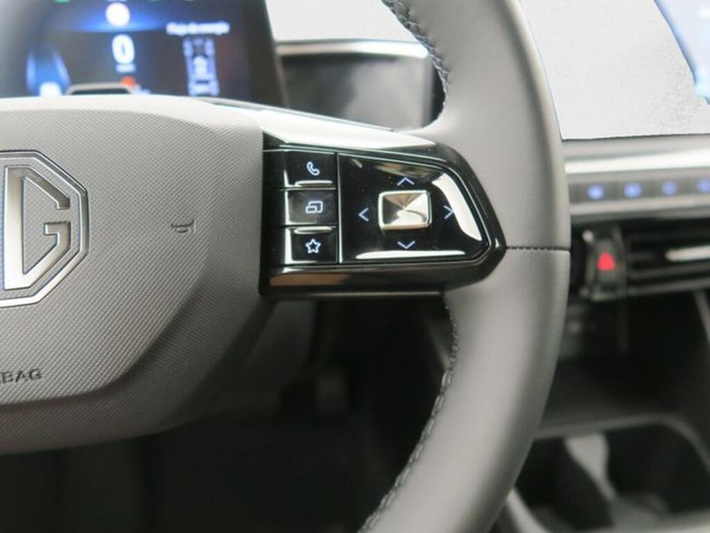MG MG3 Hybrid+ Luxury MY25.5 Km0