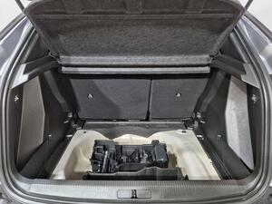 Peugeot 2008 GT BlueHDI 130 S&S EAT8 31