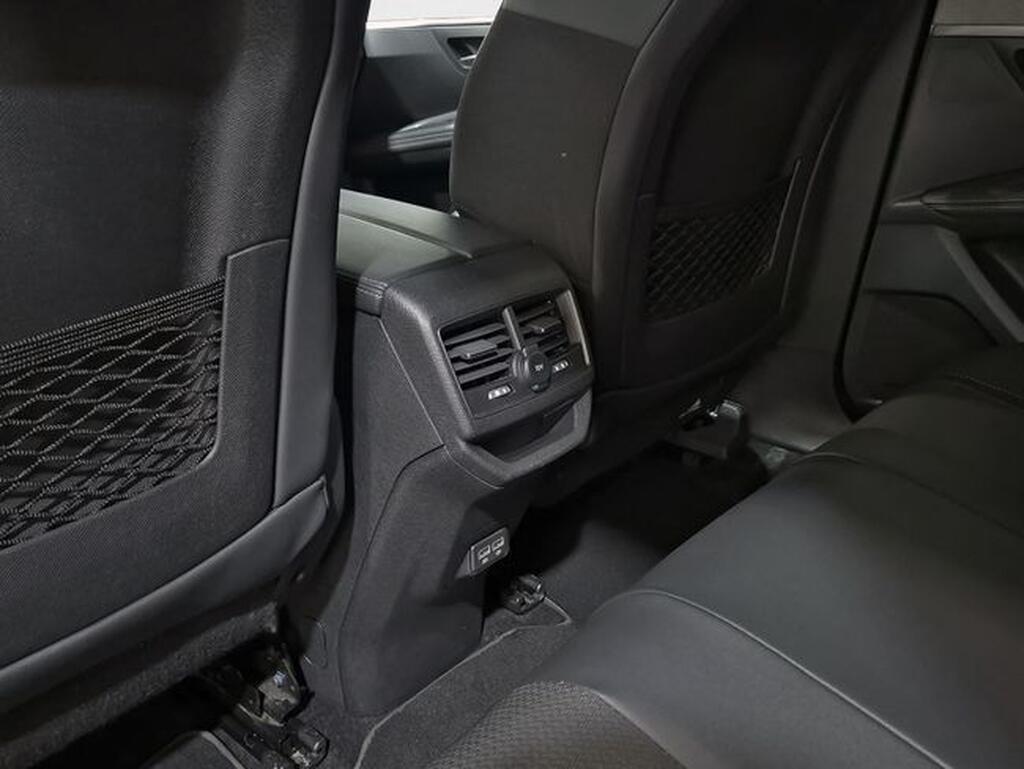 Peugeot 3008 1.2 PureTech 96KW S&S GT EAT8 32