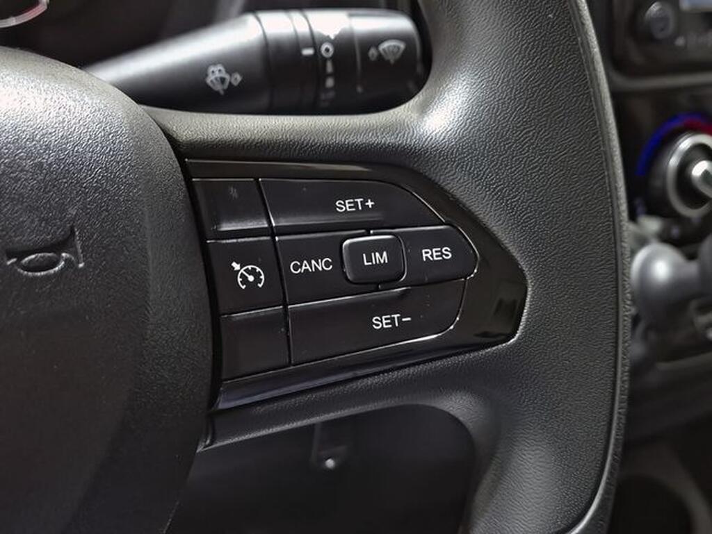 Citroën Jumper * JUMPER 2.2 BHDI 103KW L3H2 3.5T 4P Segunda mano