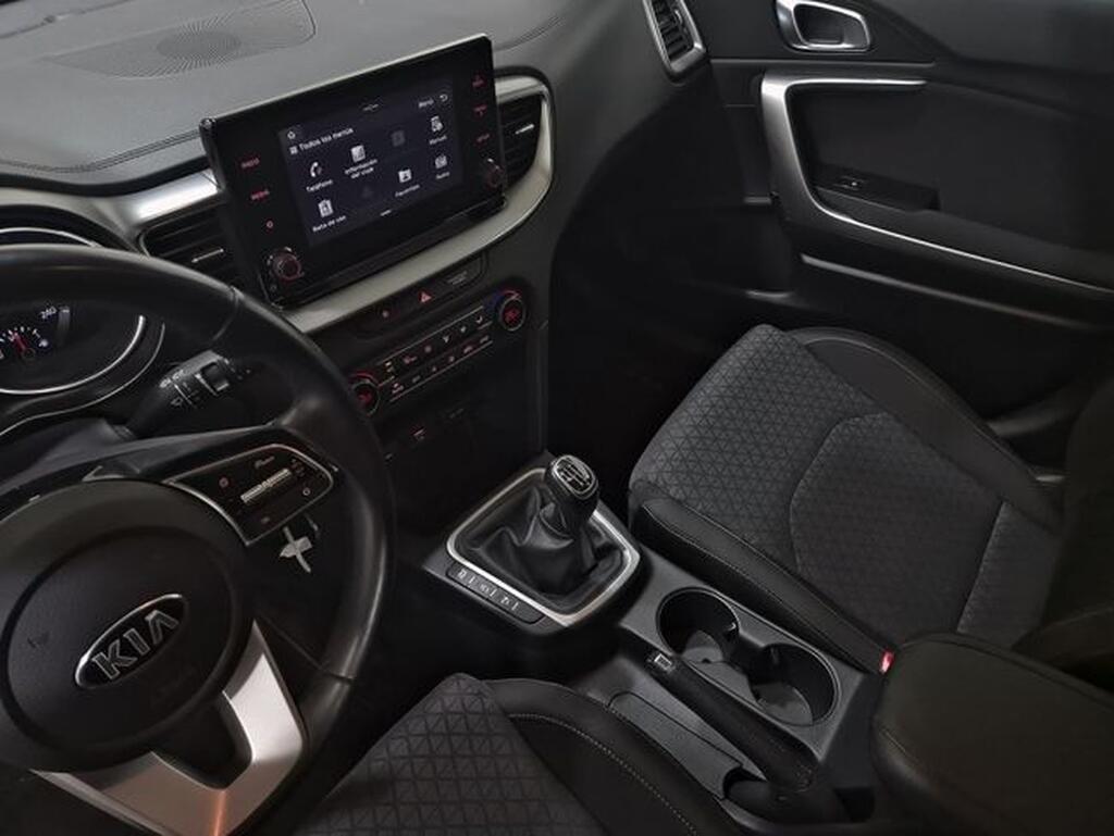 Kia XCeed 1.6 MHEV iMT Drive 100kW (136CV) 6