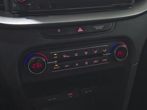 Kia XCeed 1.6 MHEV iMT Drive 100kW (136CV) 28