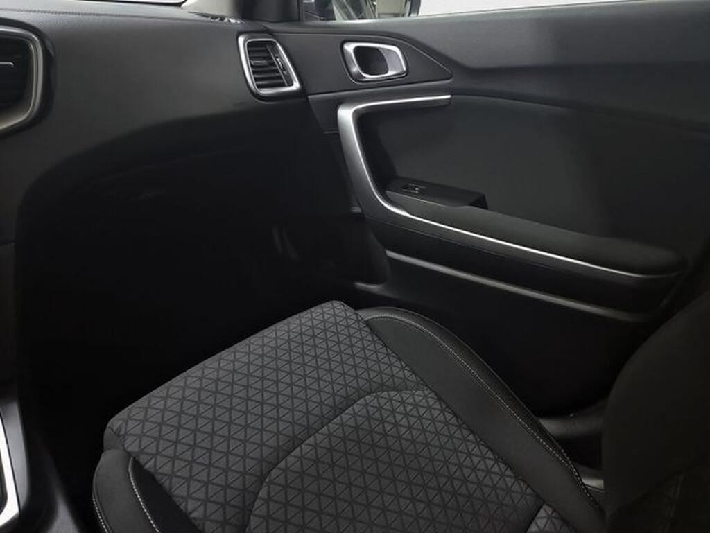 Kia XCeed 1.6 MHEV iMT Drive 100kW (136CV) 10