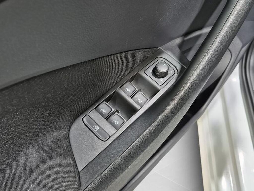 Skoda Kamiq 1.0 TSI 81kW (110CV) Ambition Segunda mano