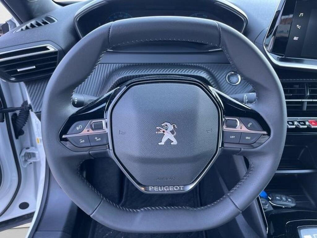 Peugeot 2008 Eléctrico Active Pack 136 (100kW) Segunda mano