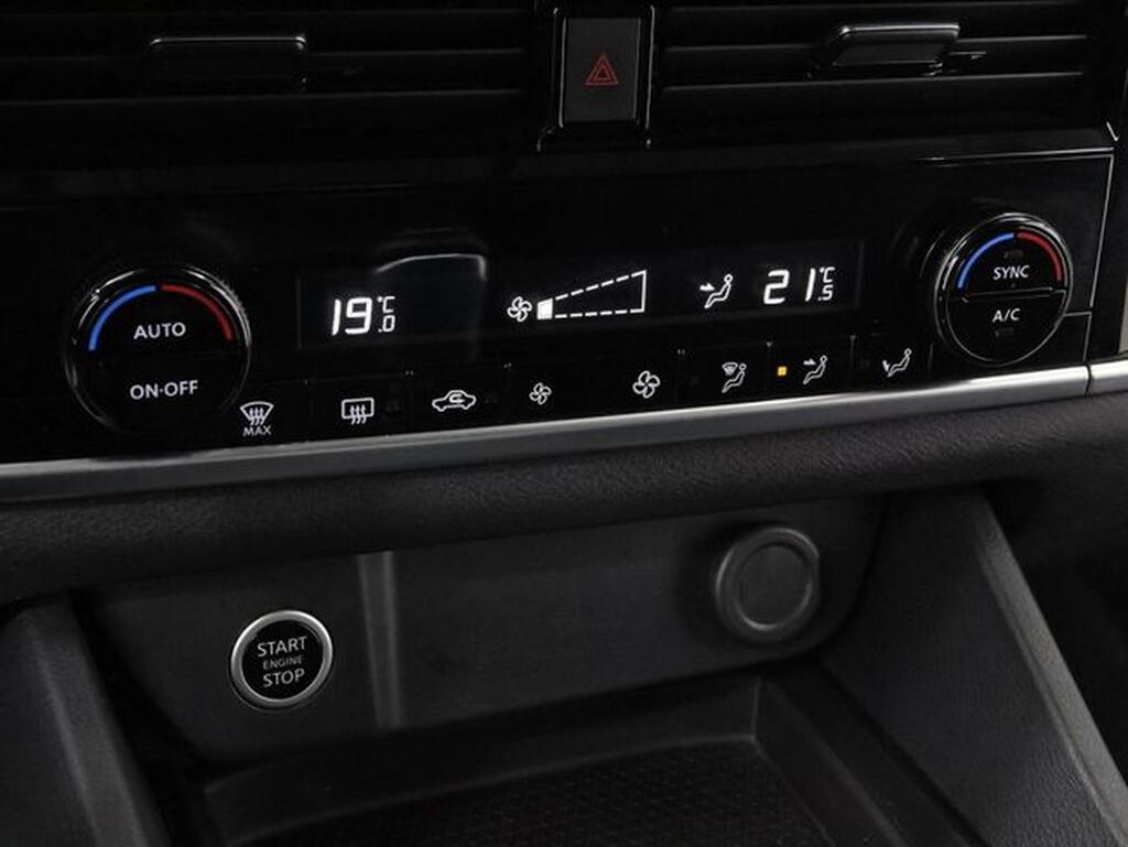 Nissan Qashqai DIG-T 103kW (140CV) mHEV 4x2 Acenta Segunda mano