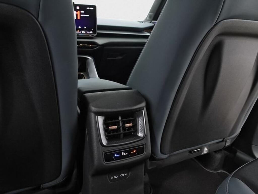 CUPRA Terramar 1.5 TSI e-Hybrid 150kW (204 CV) DSG Segunda mano