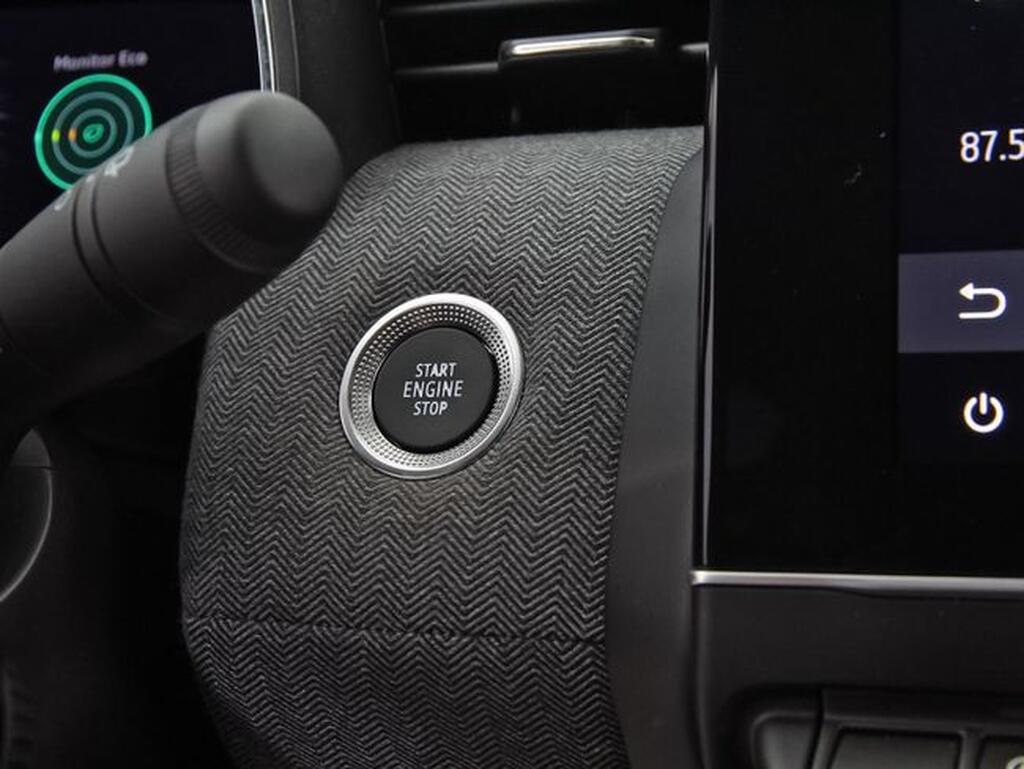 Renault Clio Techno TCe 90 (67kw) Segunda mano