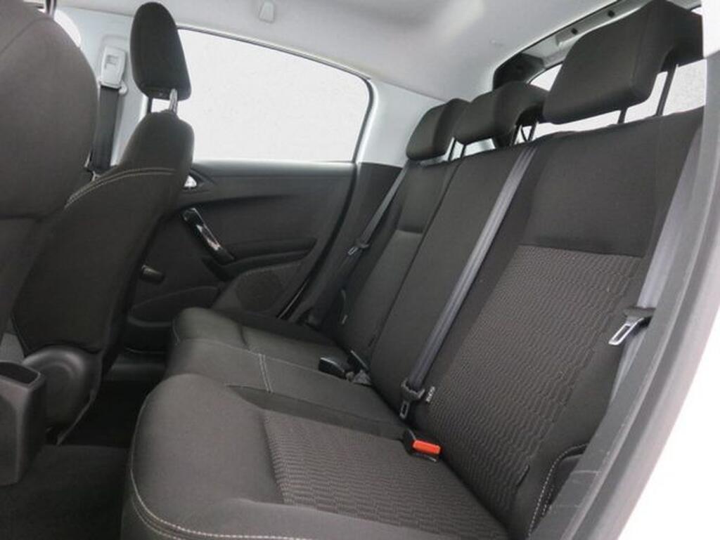 Peugeot 208 BlueHDi 73kW (100CV) Active Segunda mano