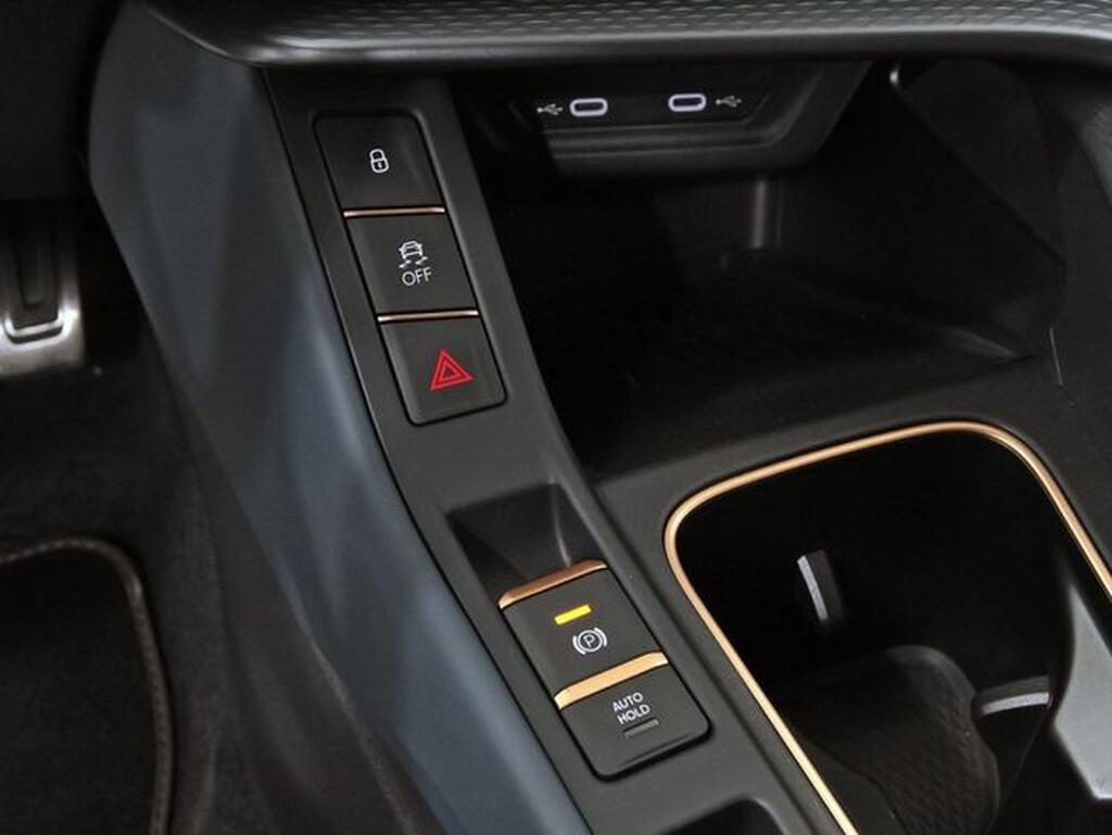 CUPRA Terramar 1.5 TSI e-Hybrid 150kW (204 CV) DSG Segunda mano