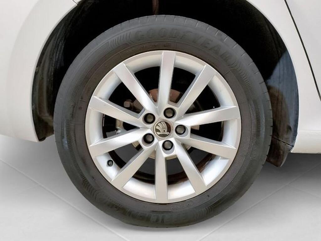 Skoda Scala 1.0 TSI 81KW (110 CV) Emotion Segunda mano