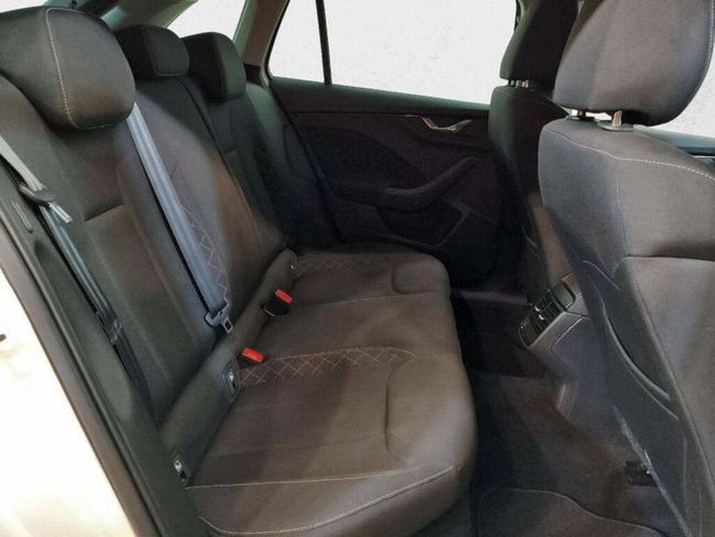 Skoda Scala 1.0 TSI 81KW (110 CV) Emotion Segunda mano