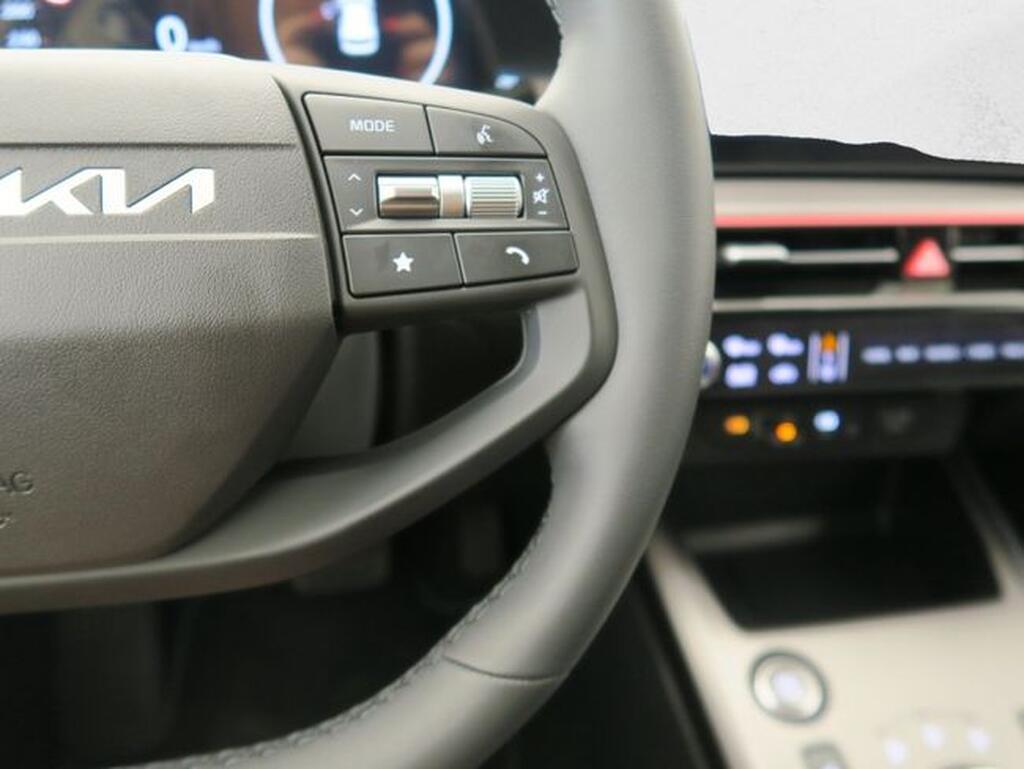 Kia Niro 1.6 GDi HEV 102kW (139CV) Emotion Segunda mano