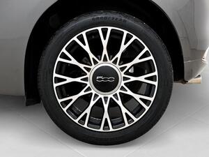 Fiat 500 1.0 MHEV DOLCEVITA 3P 11