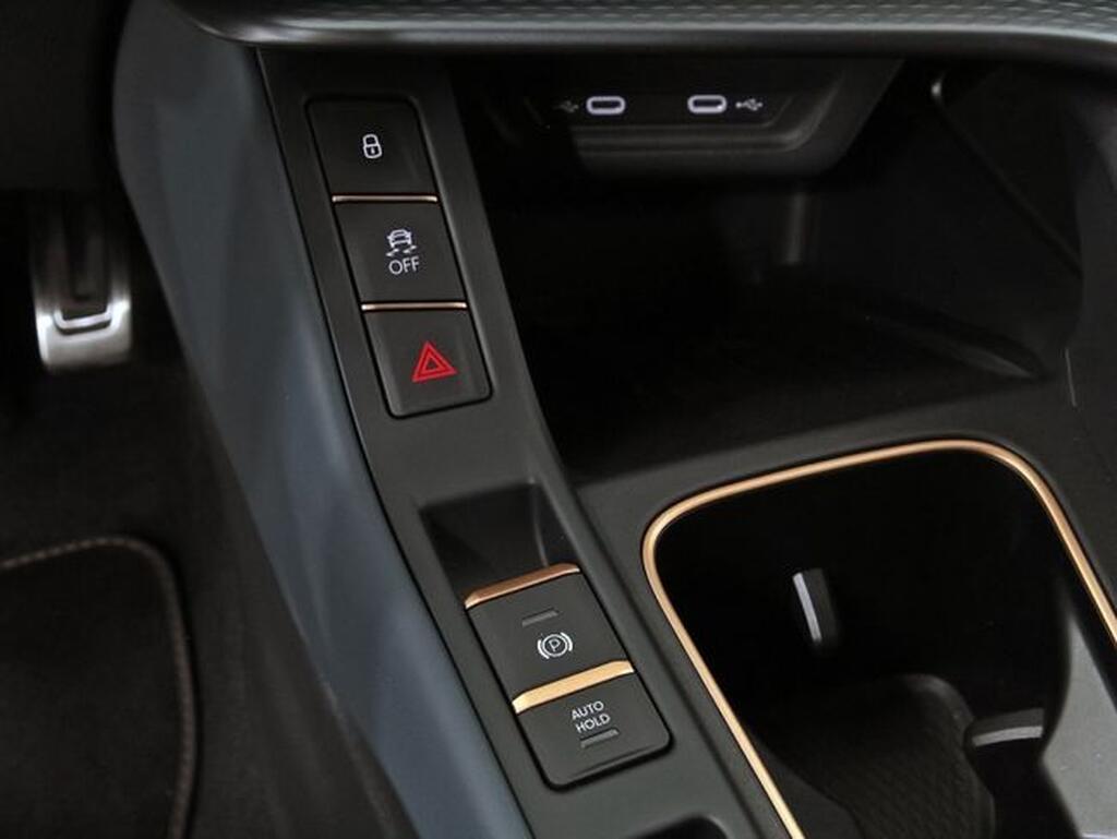 CUPRA Terramar 1.5 TSI e-Hybrid 150kW (204 CV) DSG Segunda mano