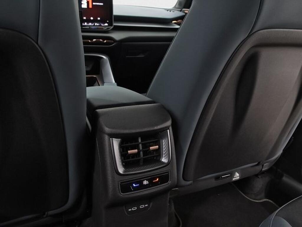 CUPRA Terramar 1.5 TSI e-Hybrid 150kW (204 CV) DSG Segunda mano
