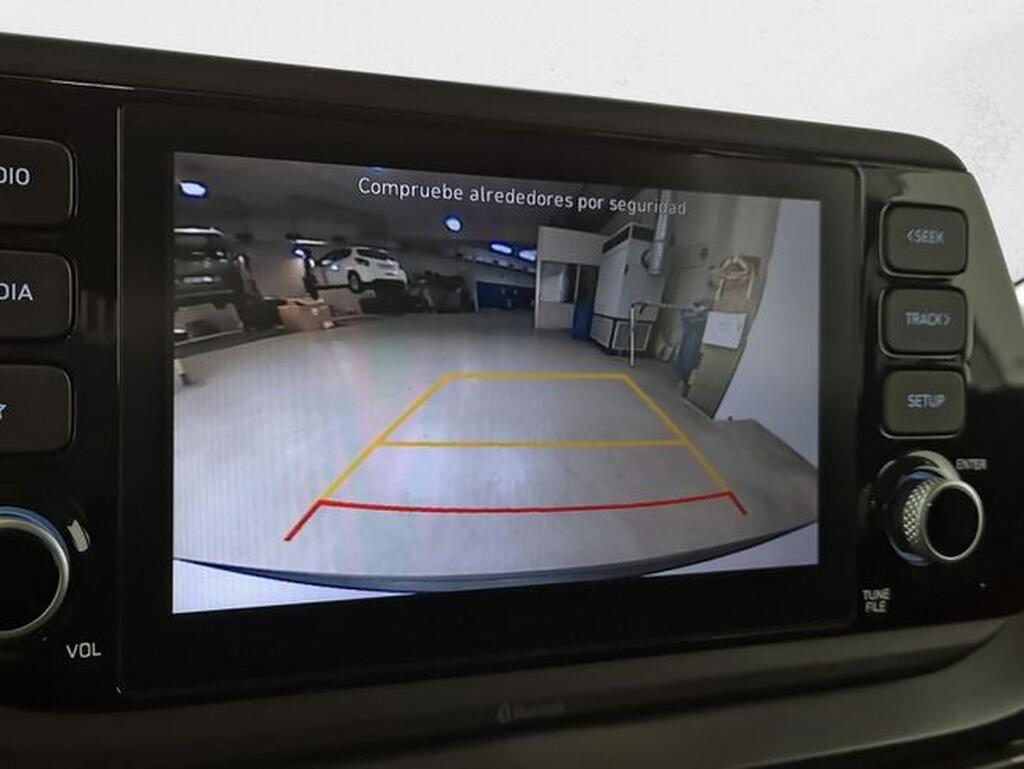 Hyundai Bayon 1.0 TGDI 74kW (100CV) 48V Maxx DCT Segunda mano