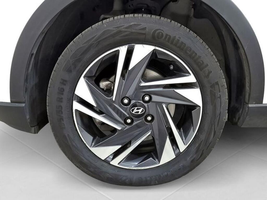 Hyundai Bayon 1.0 TGDI 74kW (100CV) 48V Maxx DCT Segunda mano