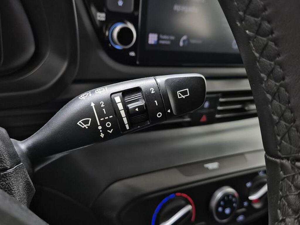 Hyundai Bayon 1.0 TGDI 74kW (100CV) 48V Maxx DCT Segunda mano