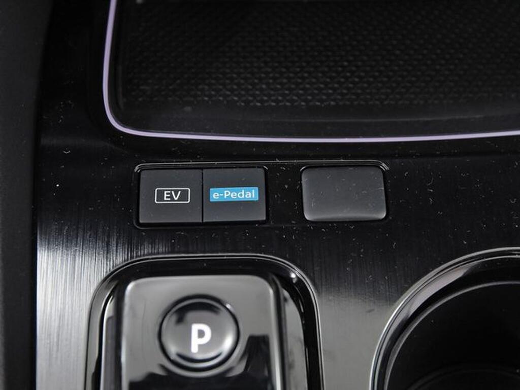 Nissan X-Trail 5pl 1.5 e-POWER 152kW 4x2 A/T N-Connecta Segunda mano