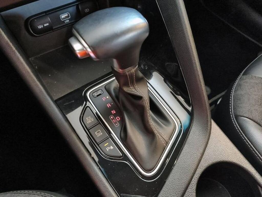 Kia Niro 1.6 GDi PHEV 104kW (141CV) Drive Segunda mano